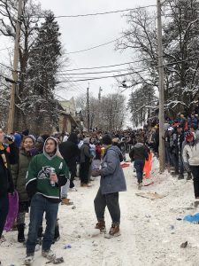 Morgantown police disperse out-of-control crowd on Spruce Street
